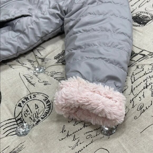 The North Face Girls Mossbud Swirl Reversible Jacket - Picture 6 of 13